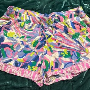 Lilly Pulitzer katia shorts size M